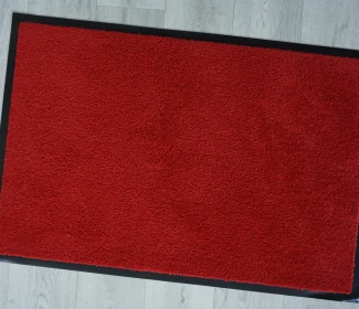 Брудозахисний коврик TWIST RED